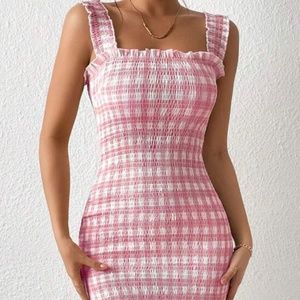 Barbie-like bodycon dress